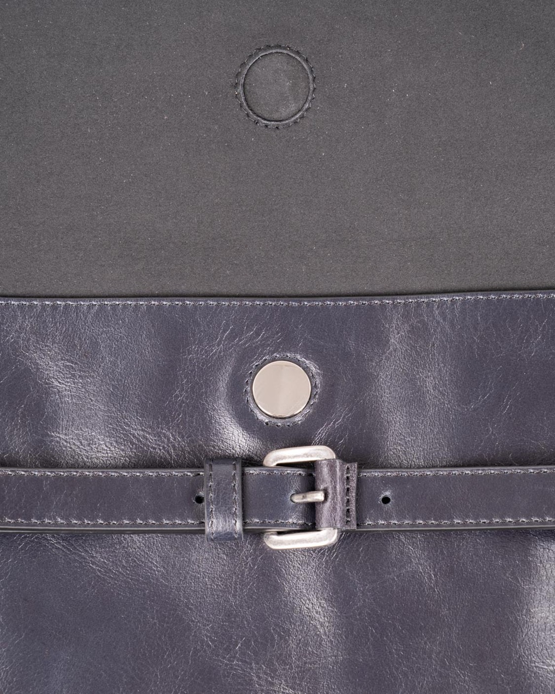 shop ORCIANI  Borsa: Orciani borsa a spalla.
Patta con un sottile logo in rilievo. 
Borsa a Spalla.
Tracolla a Catena.
Patta con Chiusura Magnetica.
Dimensioni: 38x30
Logo in Rilievo.
Composizione: 100% Pelle.
Fabbricato in Italia.. B02212 GOT-N number 8890531